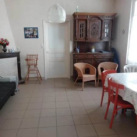 Hébergement de vacances Maison La Faute-sur-mer, 3 Pièces, 5 Personnes - Fr-1-476-51
