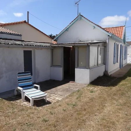 Maison La Faute-sur-mer, 3 Pièces, 5 Personnes - Fr-1-476-51 Hébergement de vacances